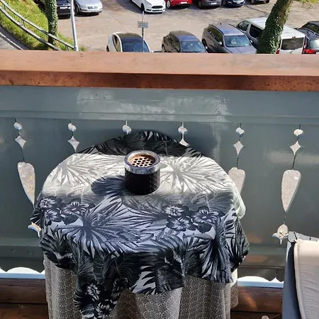 & Bistro Pele-mele فندق