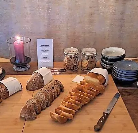 & Bistro Pele-mele فندق 3*