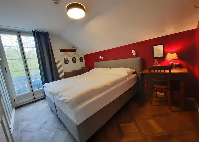 & Bistro Pele-mele Hotel 3*